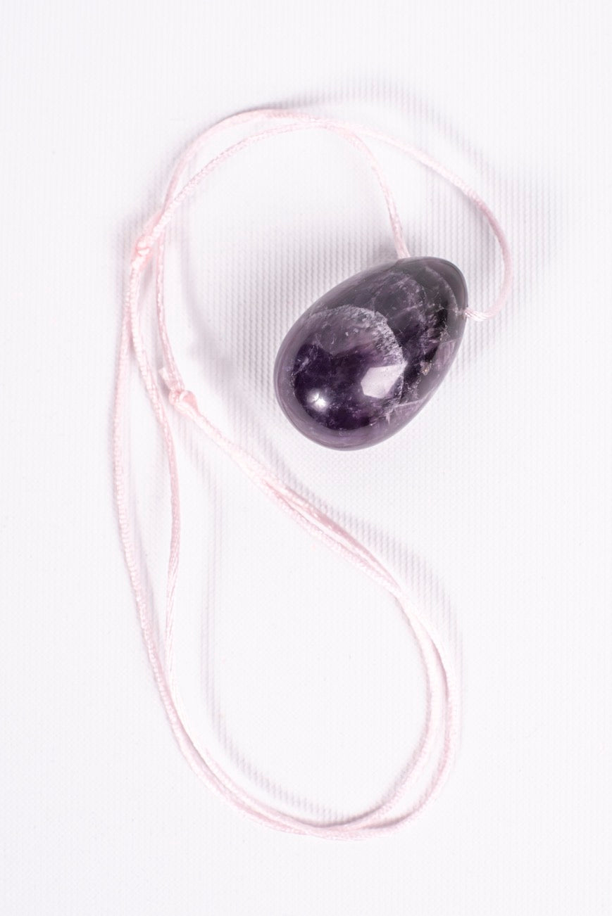 Collier AMÉTHYSTE EN OEUF DE YONI
